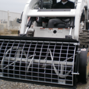 MALAXEUR A BETON POUR CHARGEUR 250L